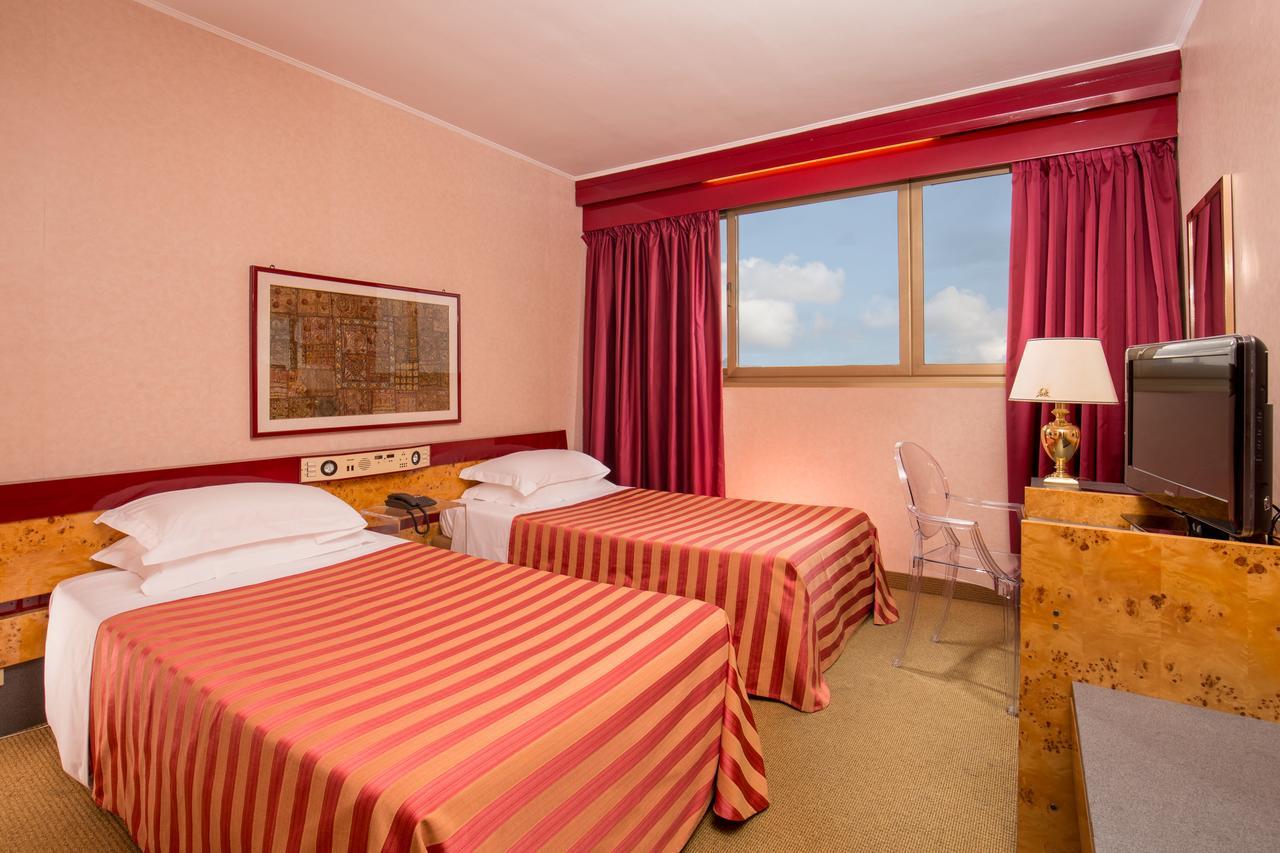 Enea Hotel Pomezia Dış mekan fotoğraf